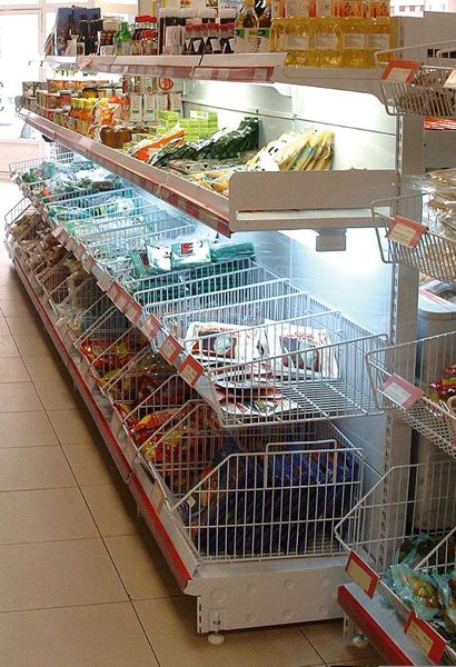 equipamiento para comercios con rejillas